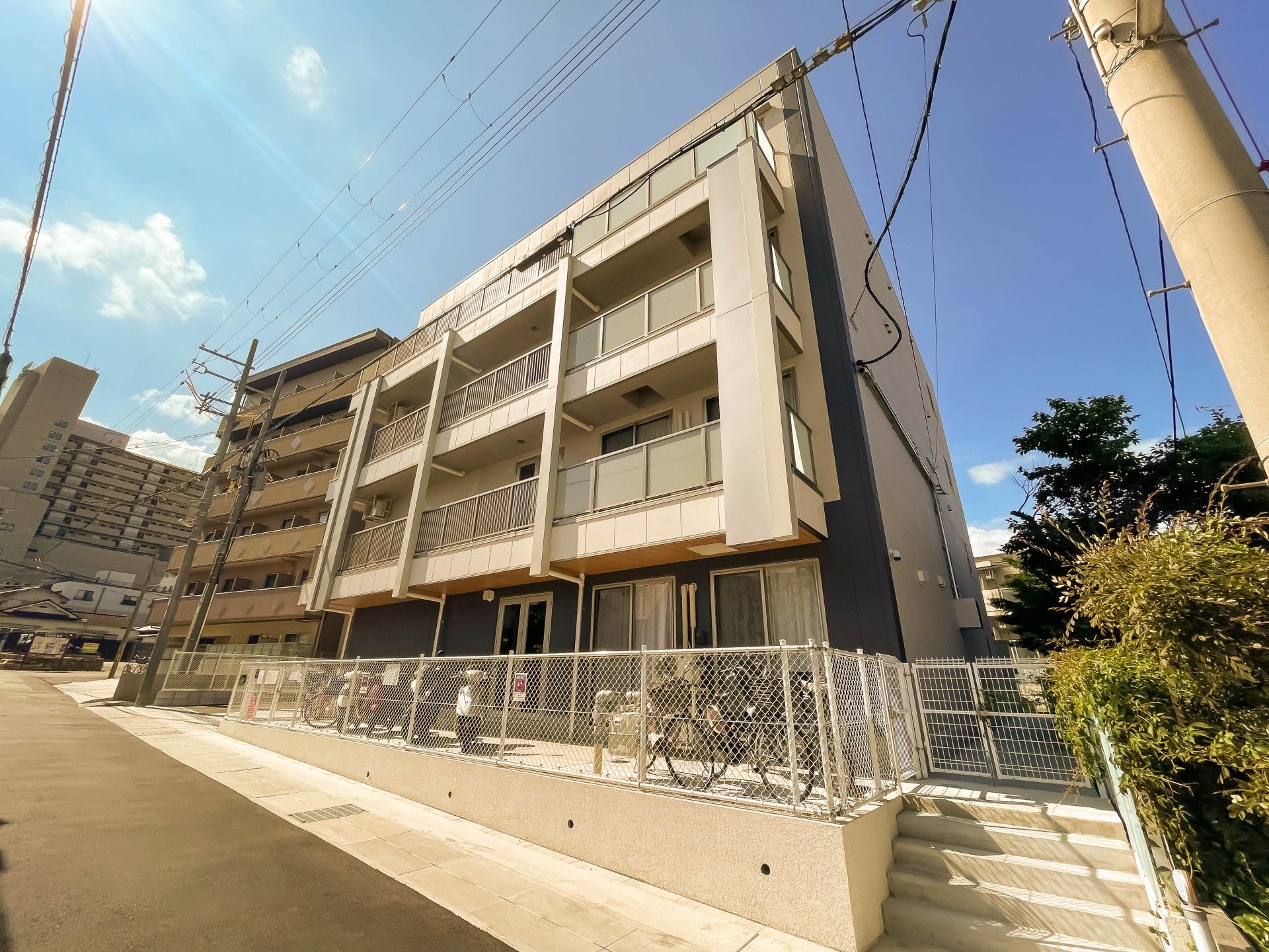 ４階建ての施設