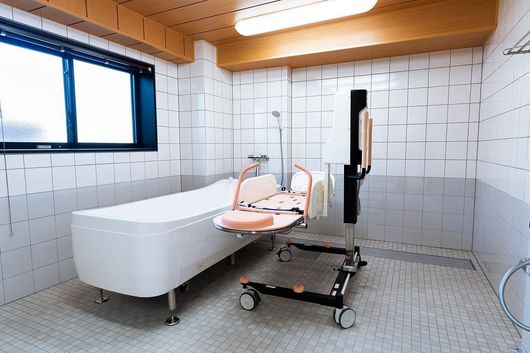 ストレッチャー浴