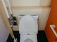 バリアフリーのトイレ設備が整った部屋