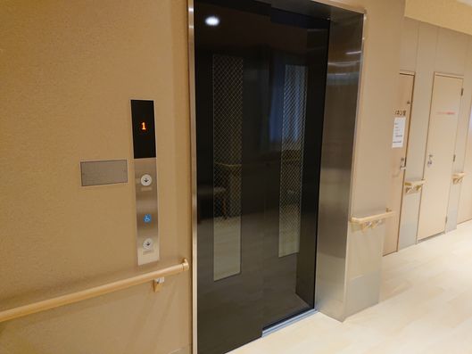 エレベーター