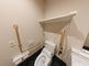 バリアフリー設計のトイレ空間