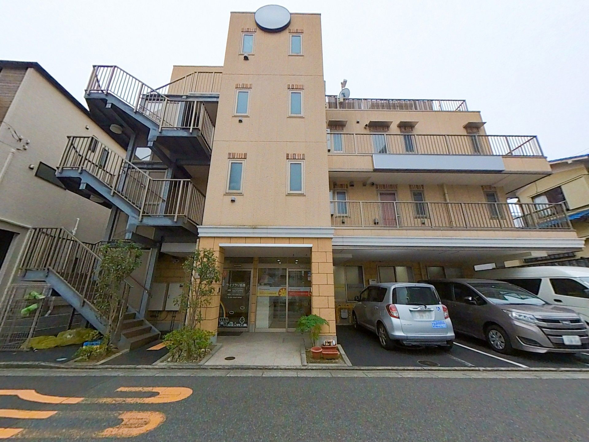 快適な住環境が広がる施設外観