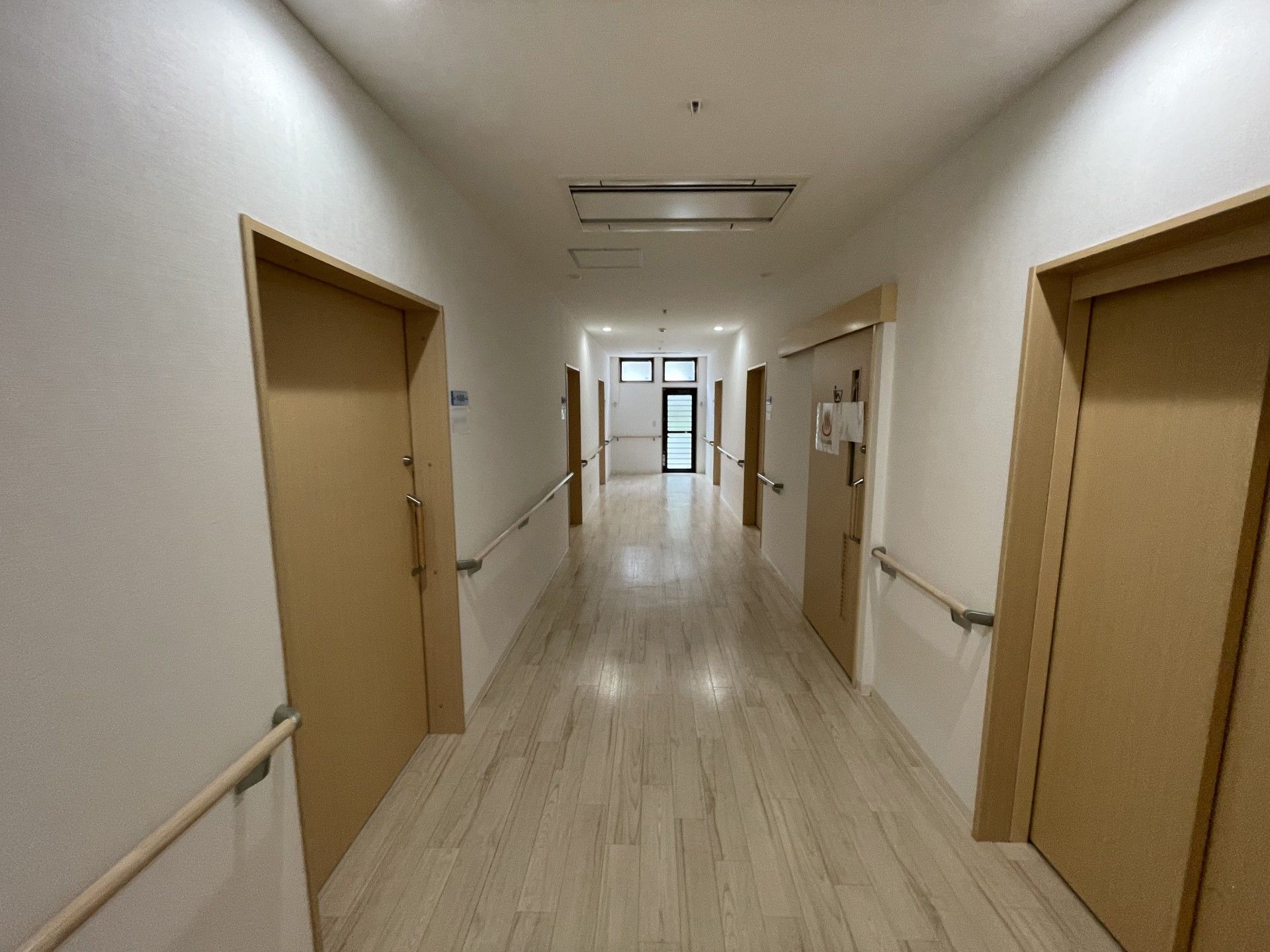 清潔感のある廊下