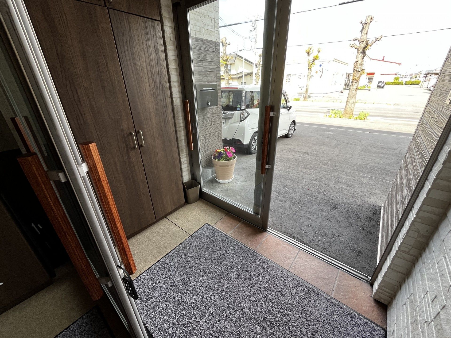 玄関の出入口