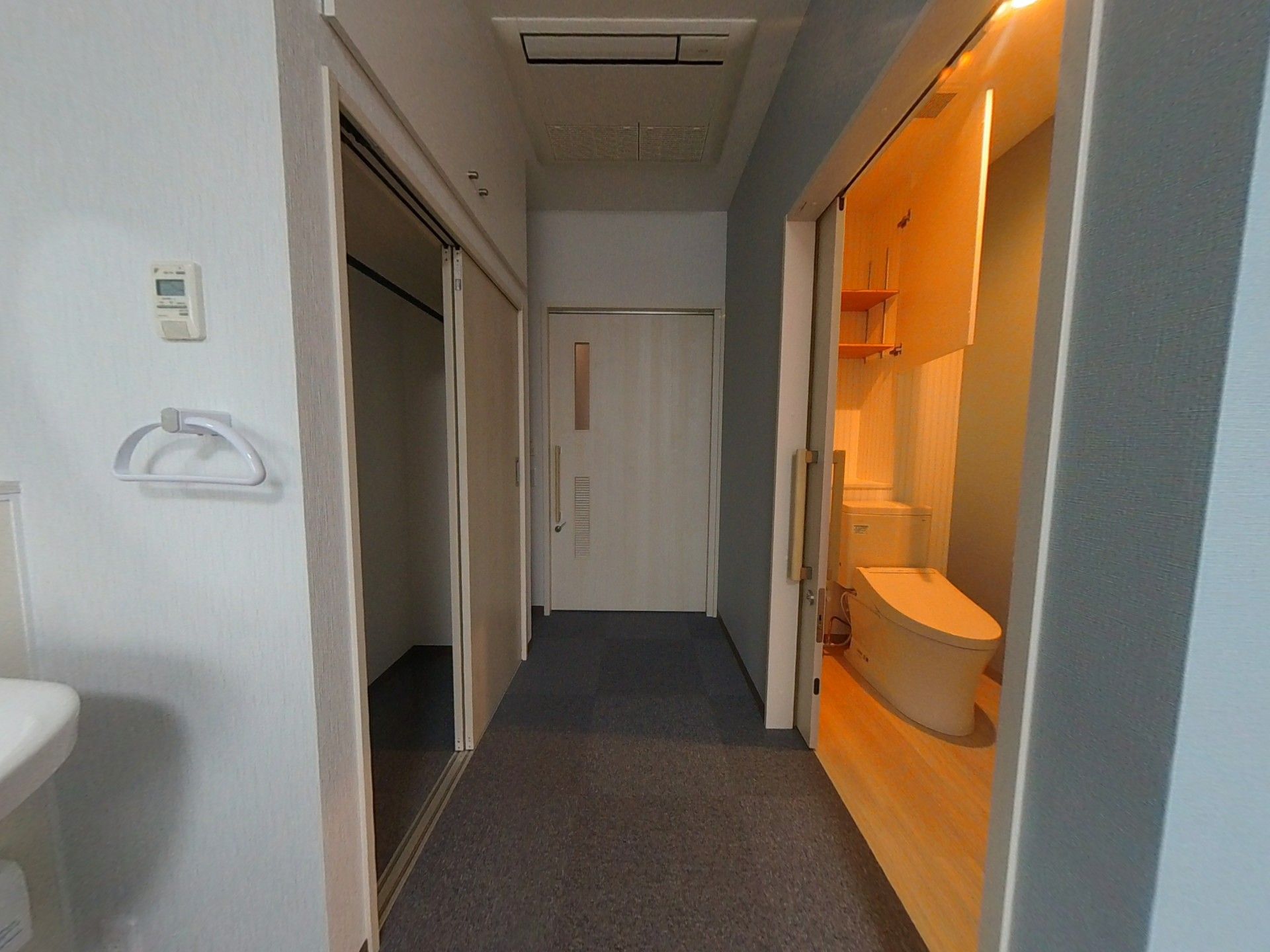 バリアフリーのトイレ空間