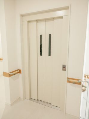 エレベーター