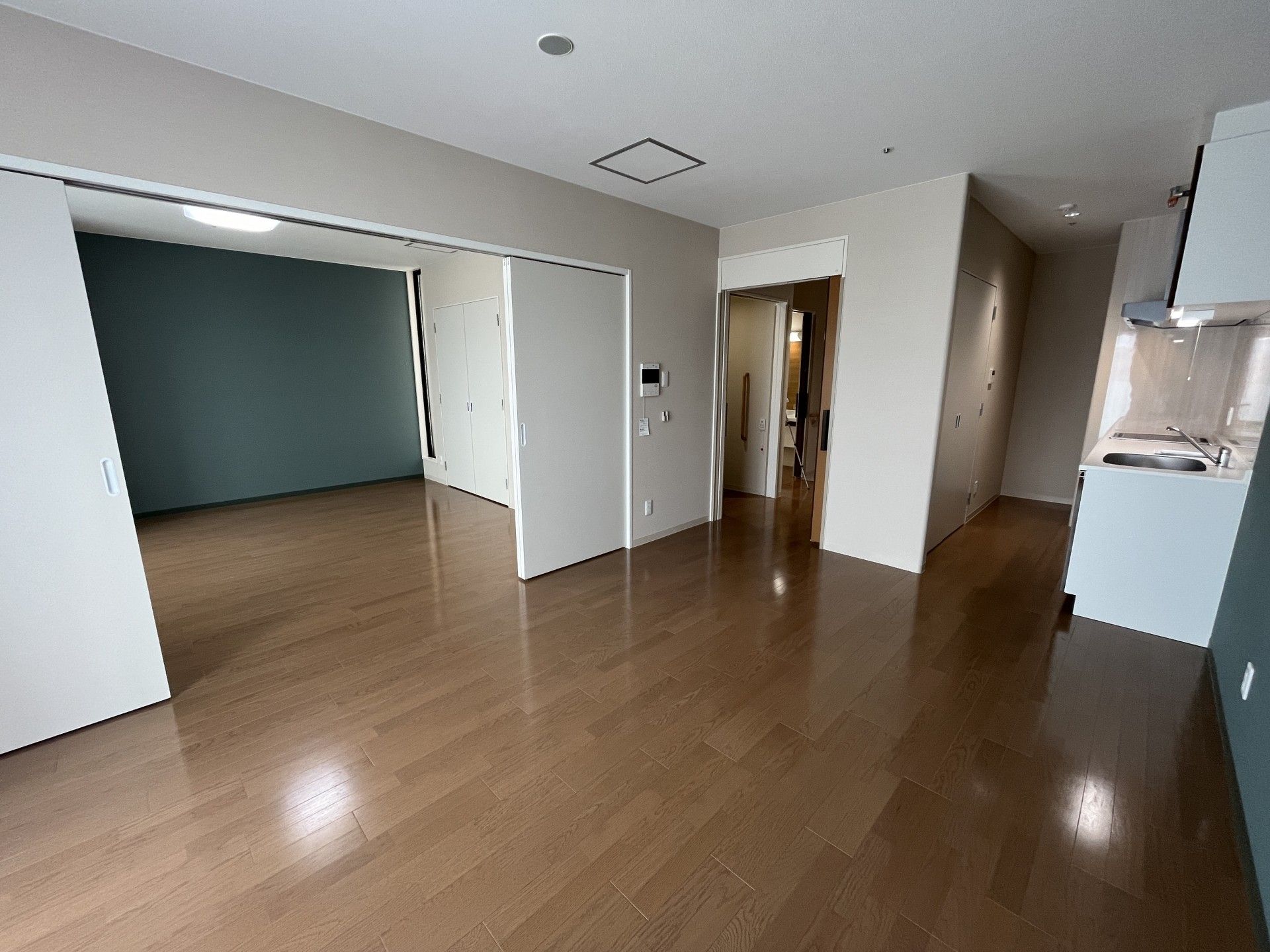 広々とした居室の一角