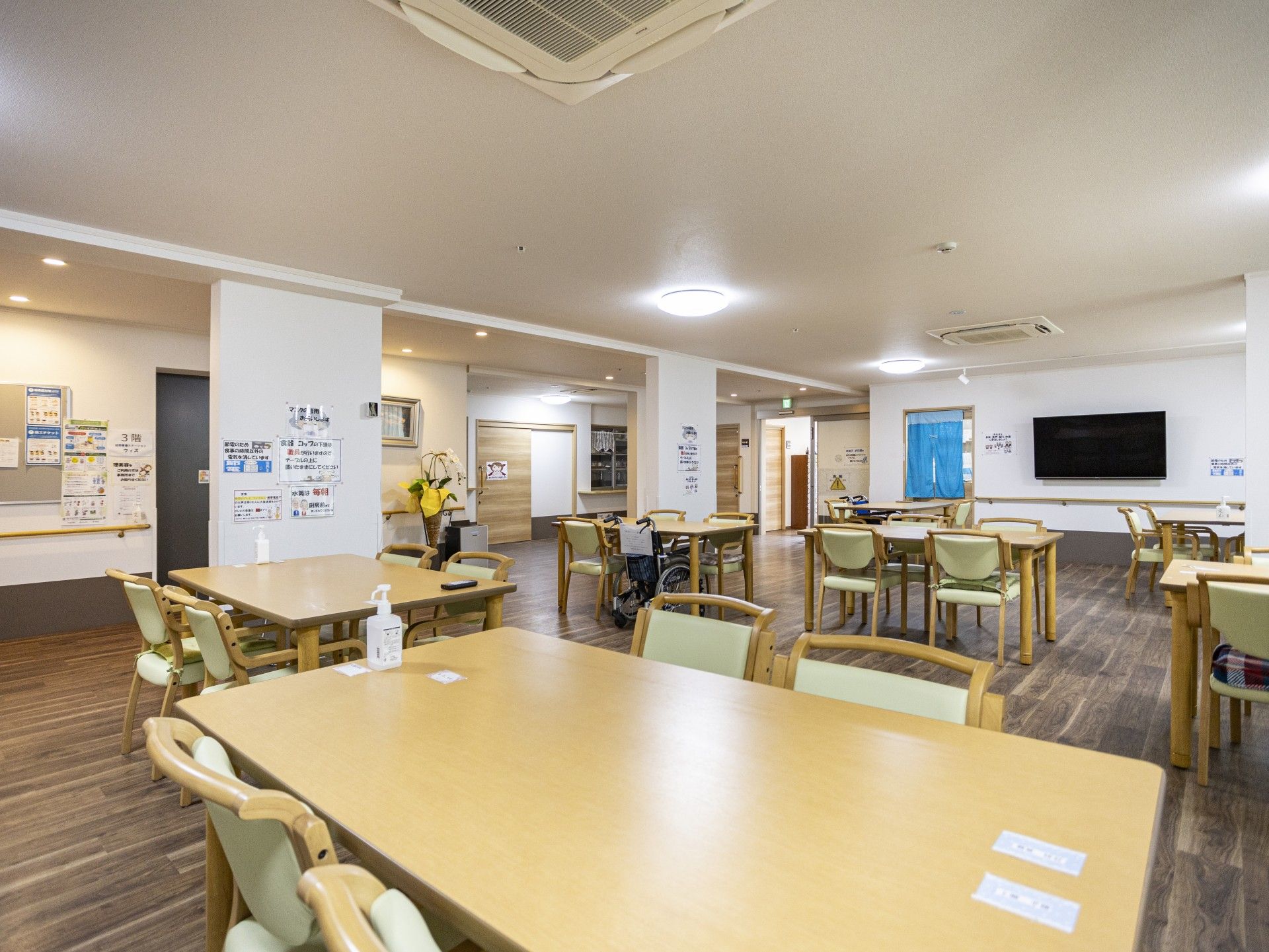 広々とした共有スペース