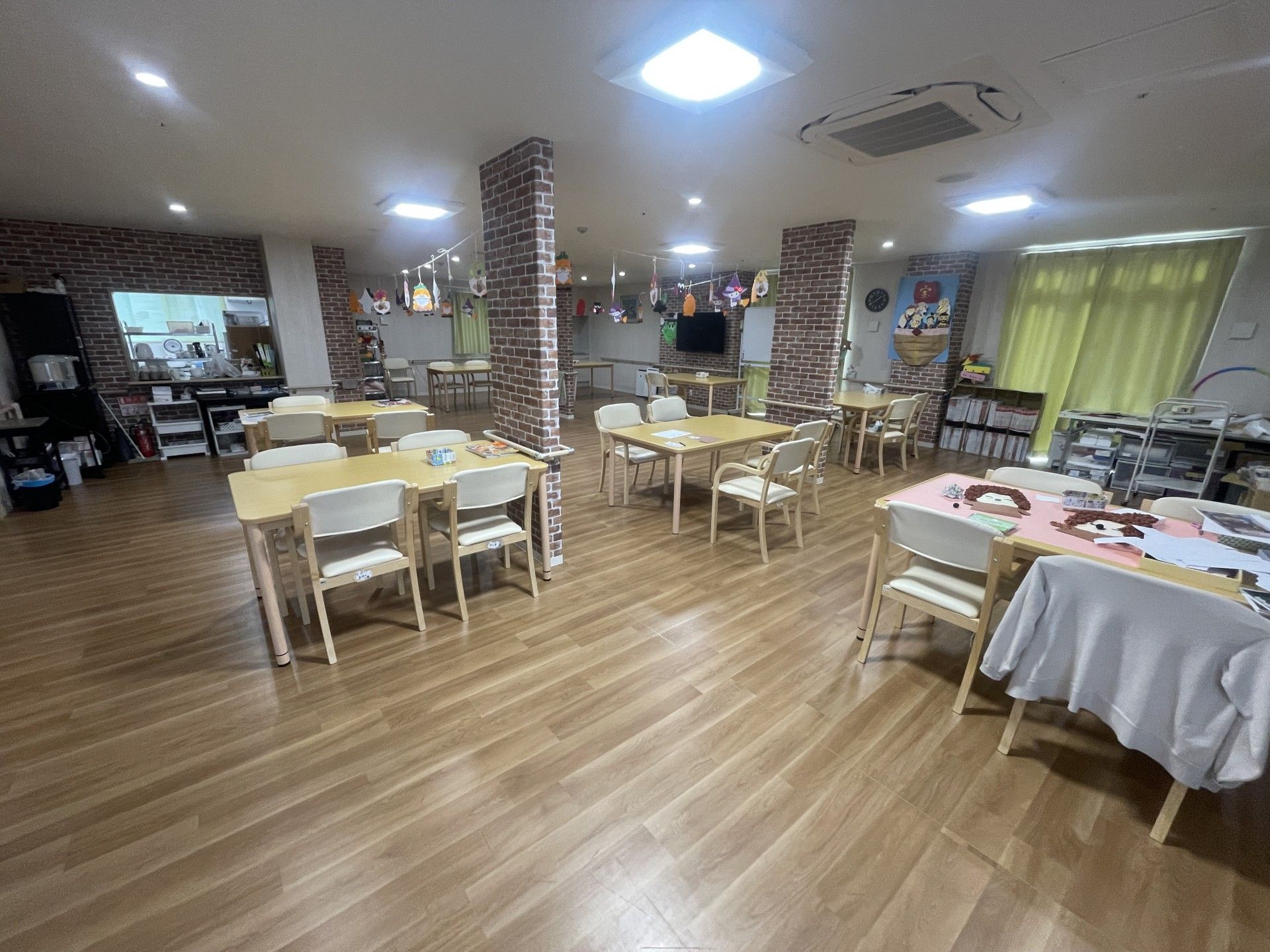 温かみのある共有スペース