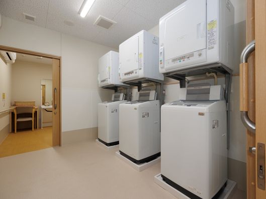 コインランドリー