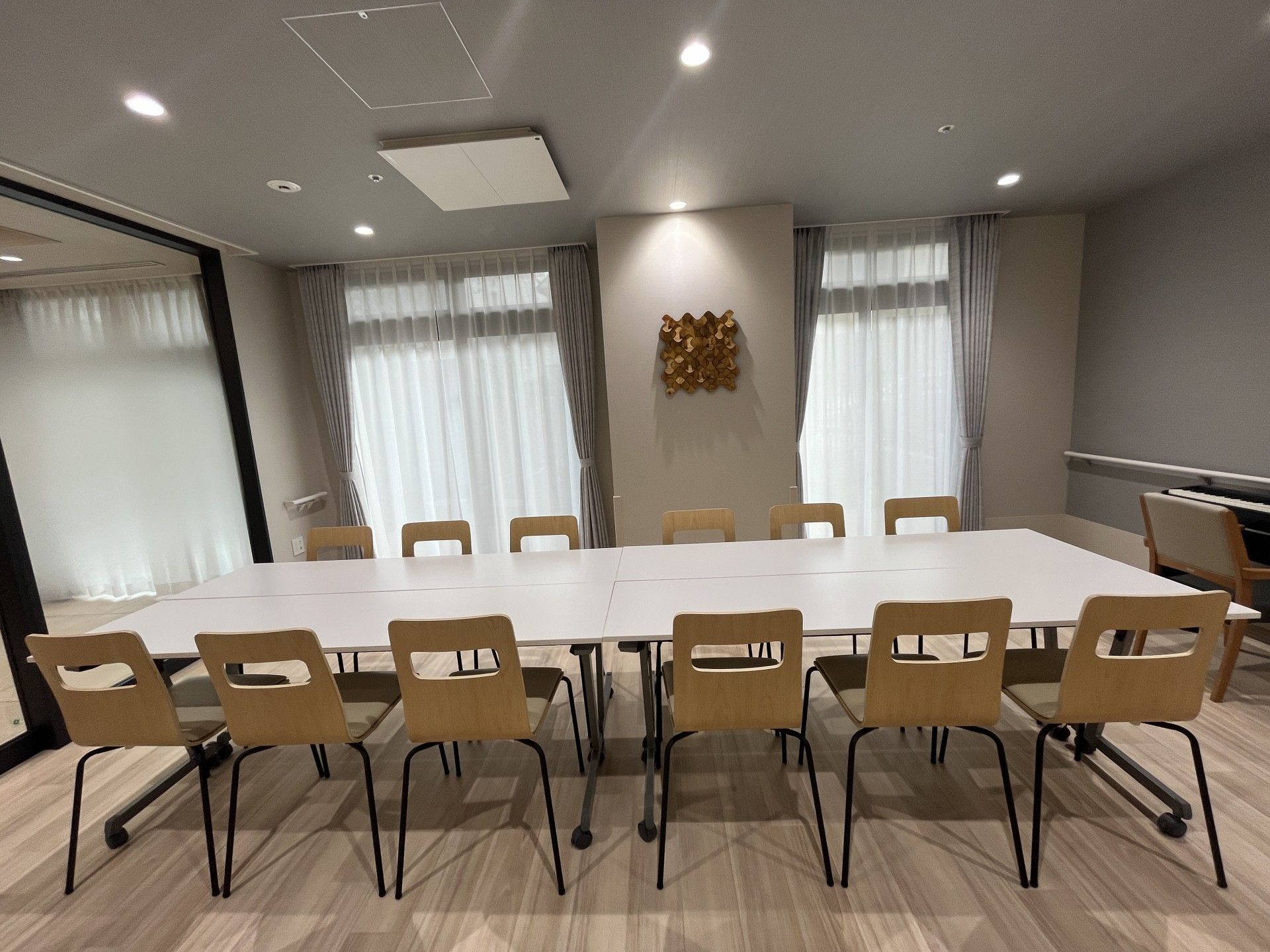 会議室風の居室