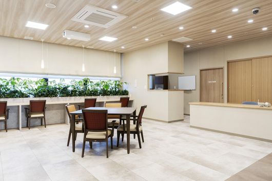 1階ナーシングケアフロ ア