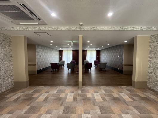 ラウンジ