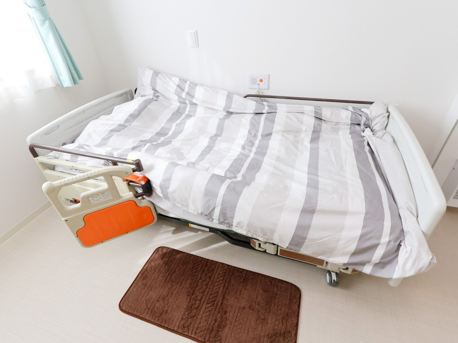 介護スタッフとご入居者様