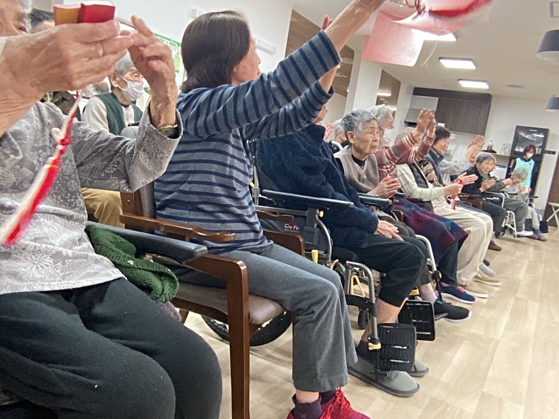 楽しそうな集まりの様子