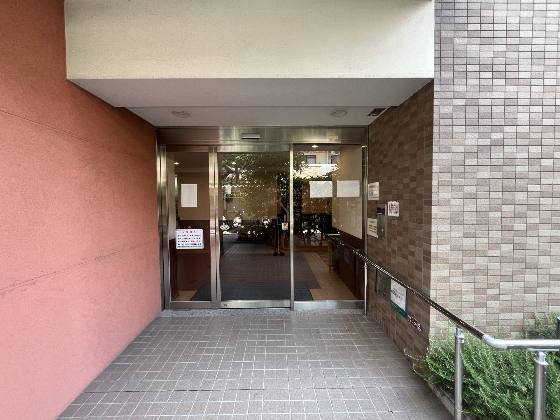 エントランスの様子