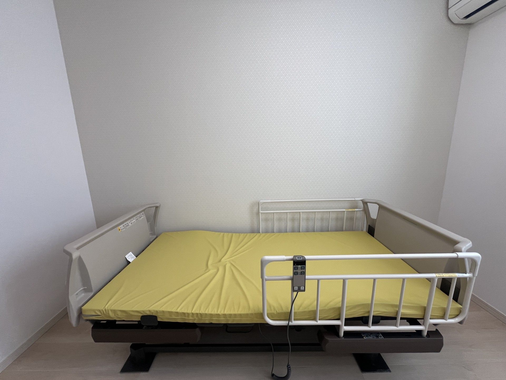 快適な個室のベッド