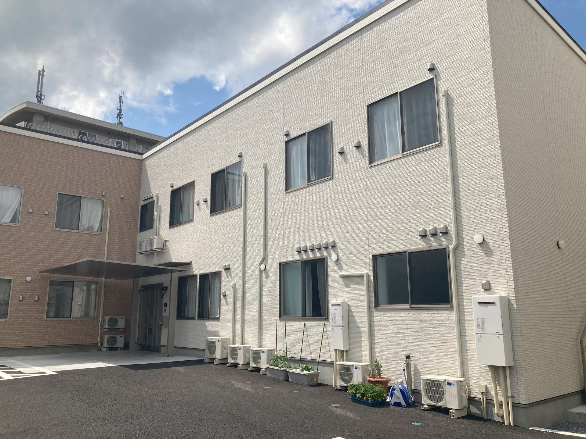 清潔感のある建物外観