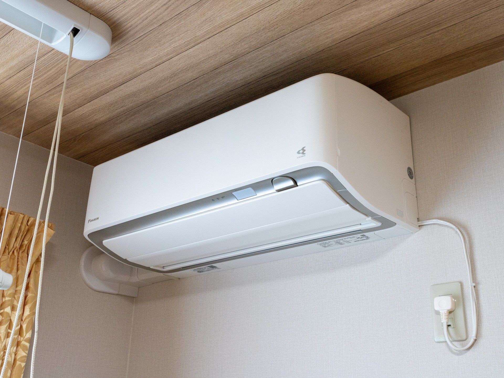 エアコンの設置された部屋