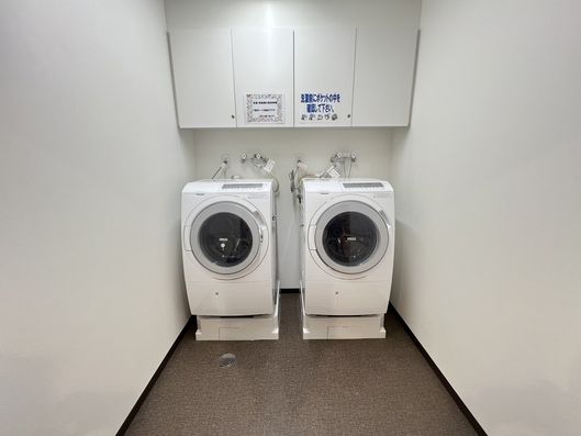 コインランドリー