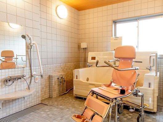 個人浴室（リフト付）