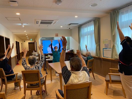 集団リハビリ(理学療法士)