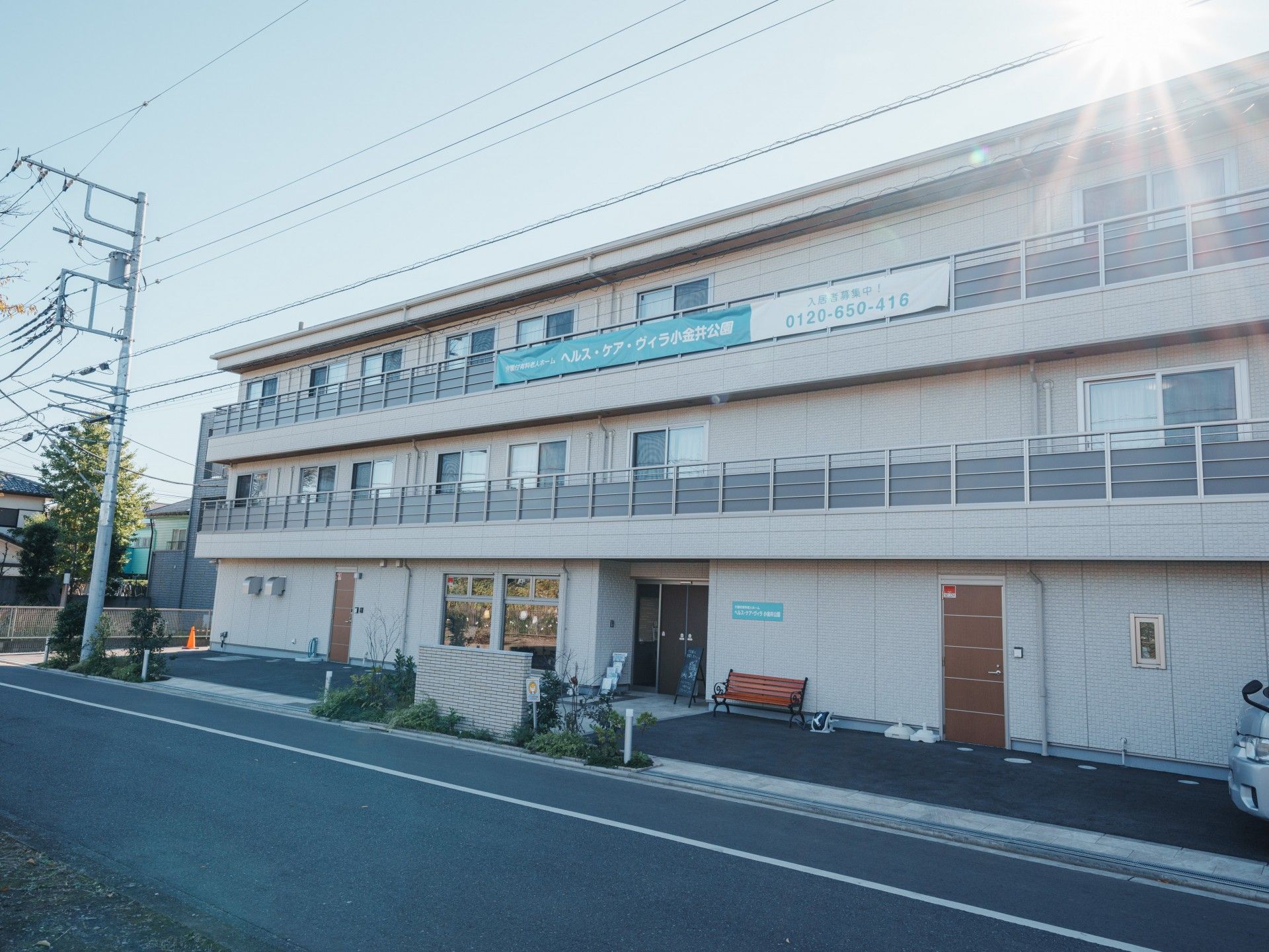 ゆとりある外観の建物