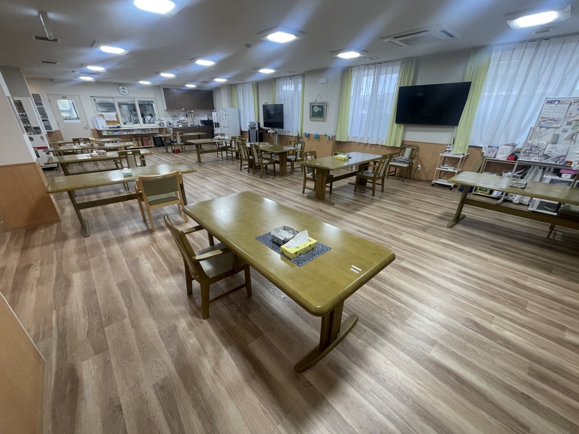 広々とした食堂