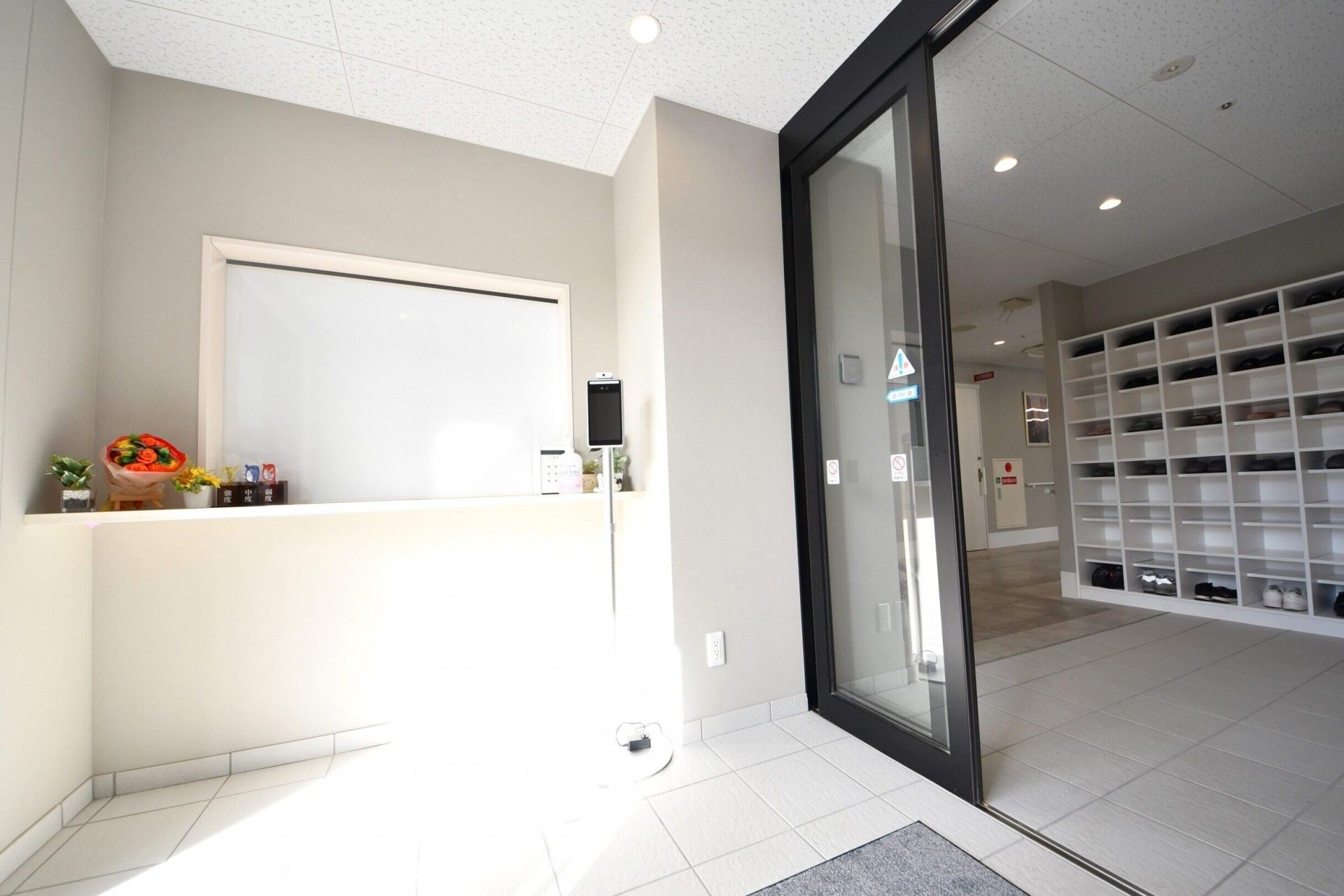 明るいエントランス