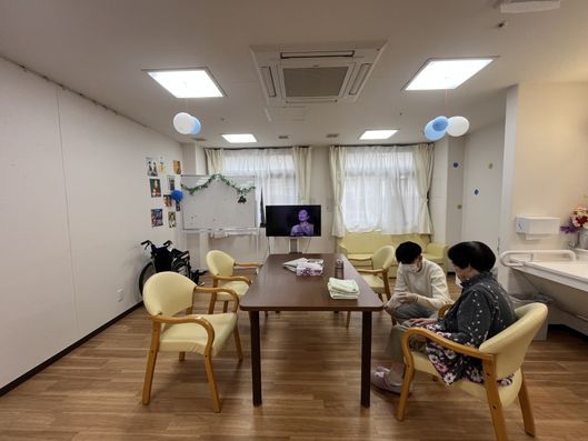 ラウンジ