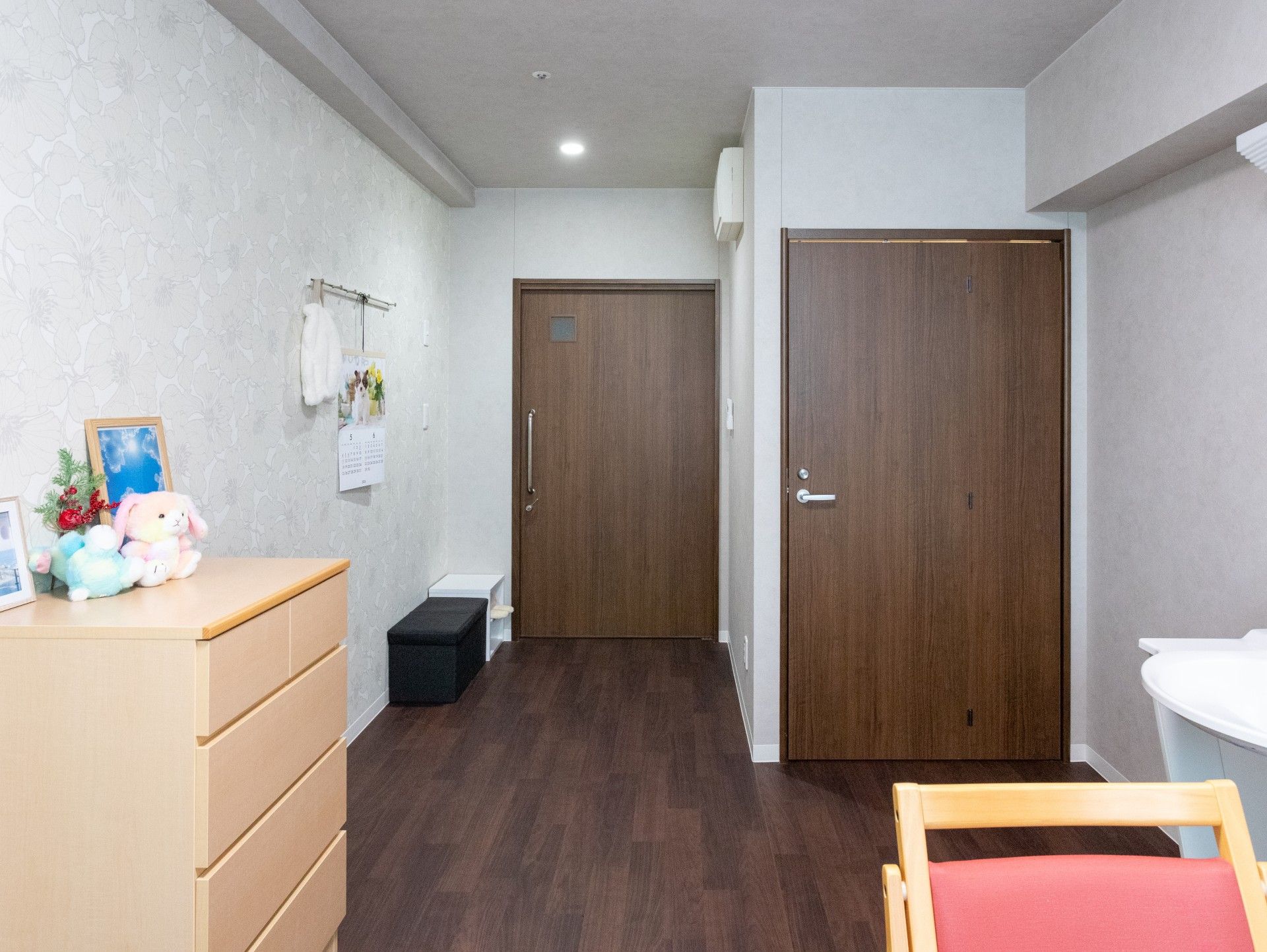 落ち着いた雰囲気の居室