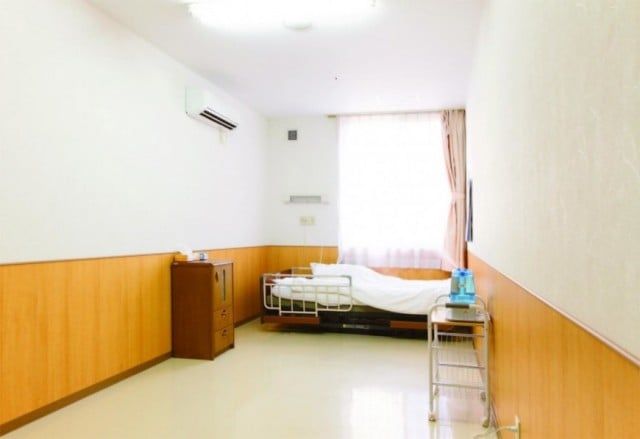快適な個室の寝室