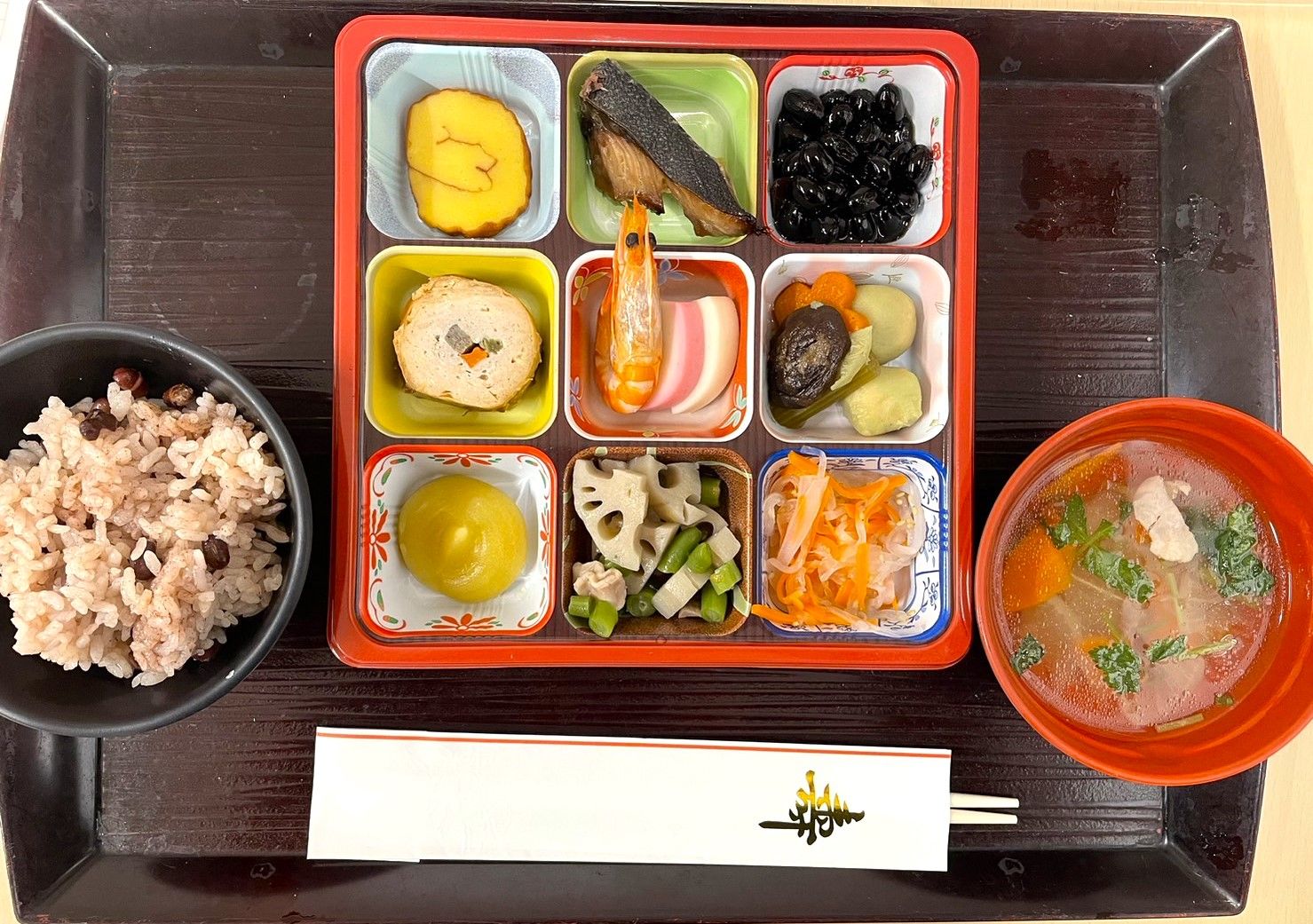栄養バランスが考えられた食事