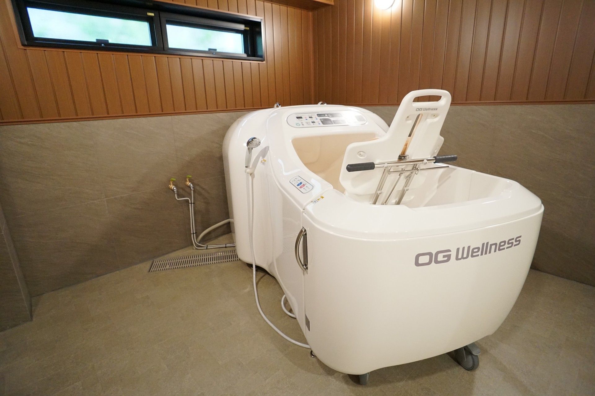 施設内の機械浴室