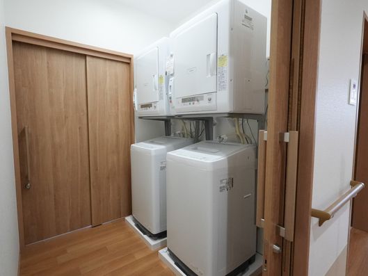 コインランドリー