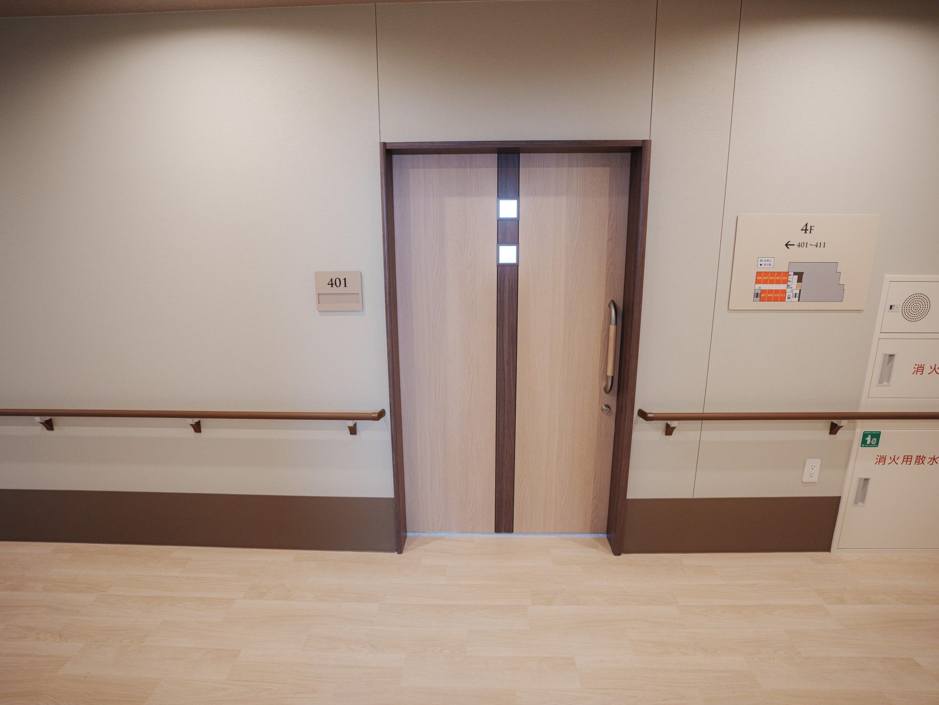 バリアフリーの部屋入口