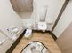 バリアフリー設計のトイレ空間