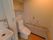 バリアフリーのトイレ空間