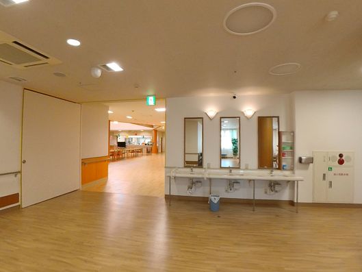 食堂前スペース