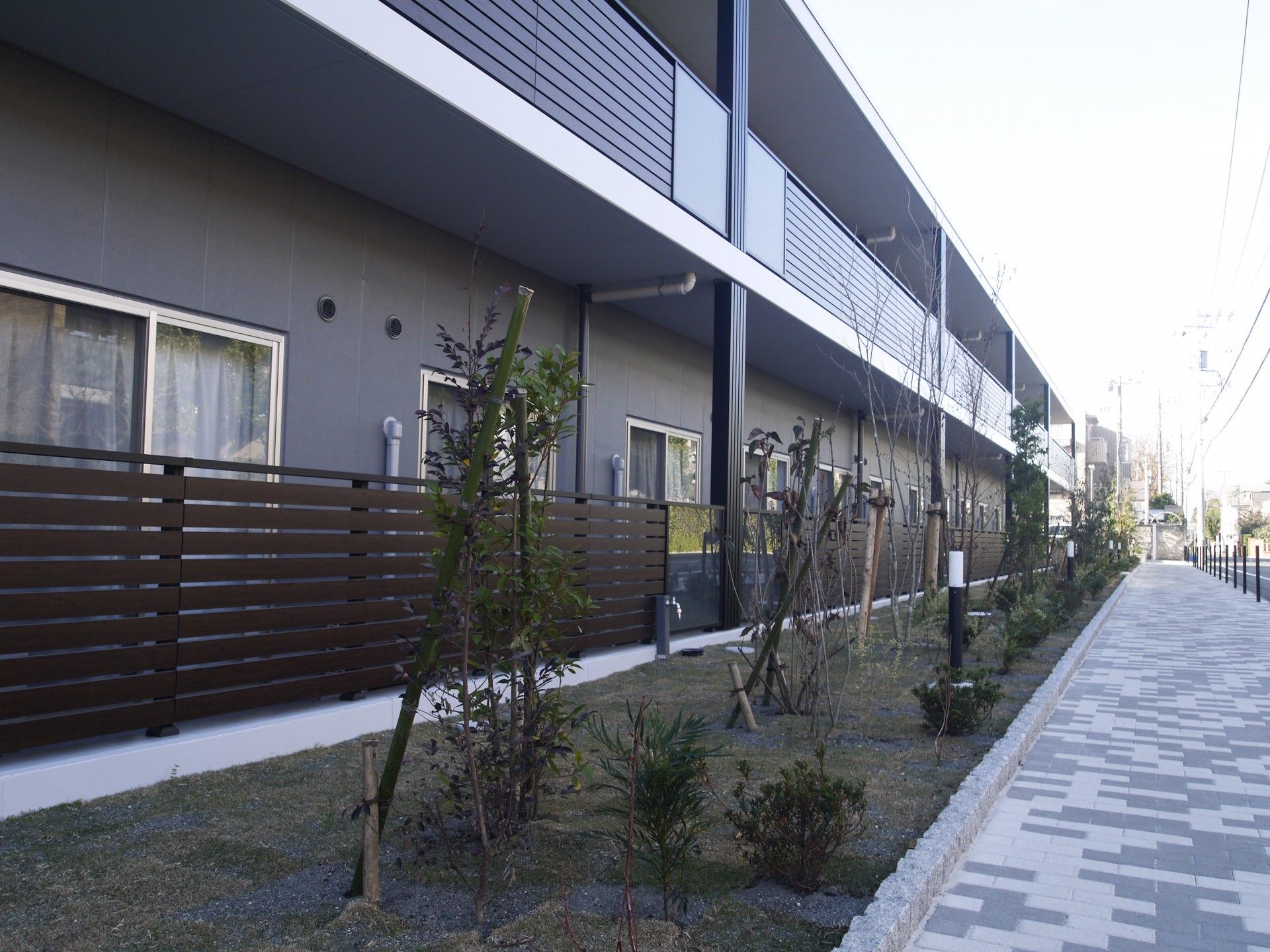 新築そうな居室の外観