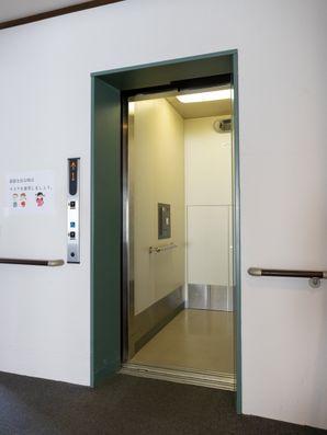 エレベーター