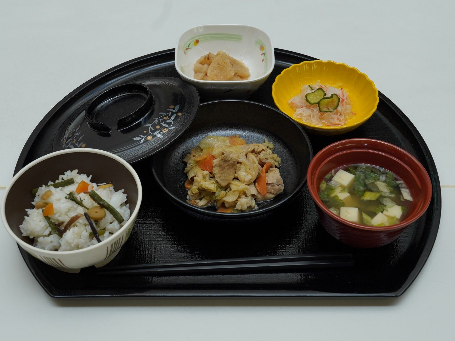 ご入居者様が食べるお食事