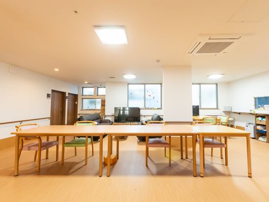 ラウンジ