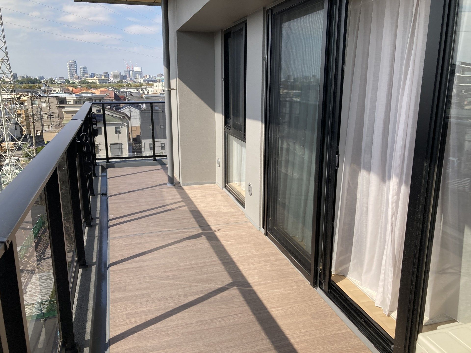 日当たりの良いバルコニー