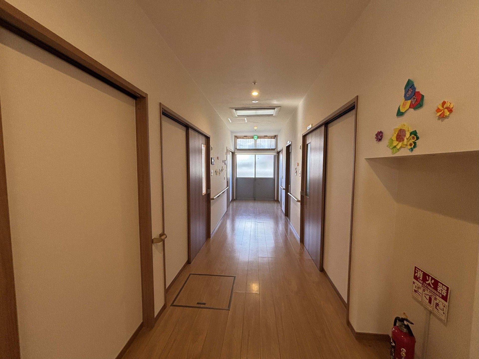 明るい廊下
