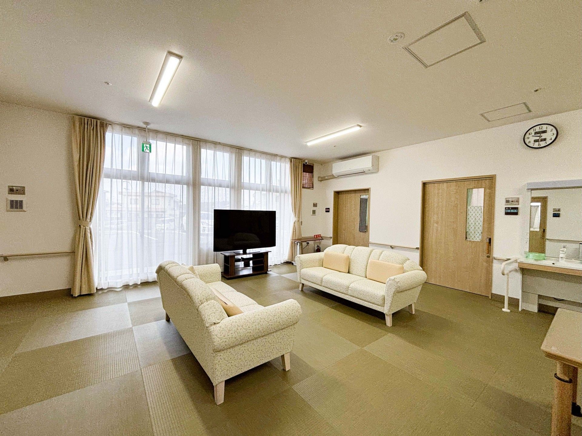 くつろぎのリビングスペース