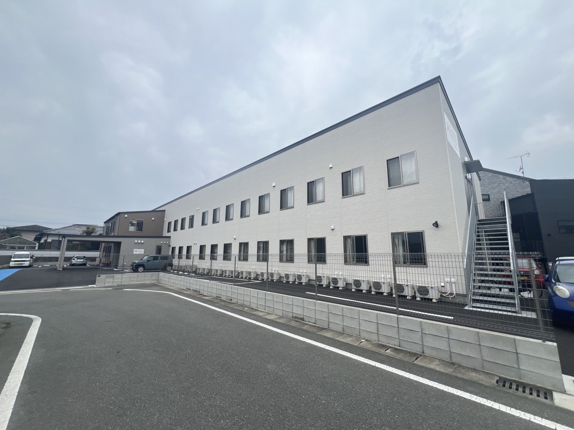 清潔感のある建物外観