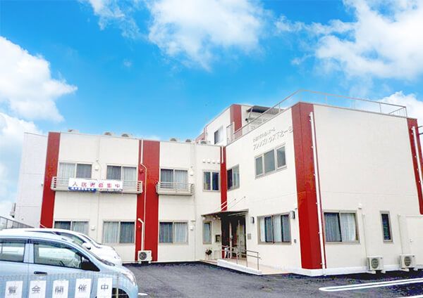 介護スタッフとご入居者様