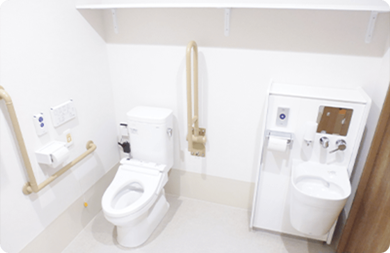 バリアフリーのトイレ空間