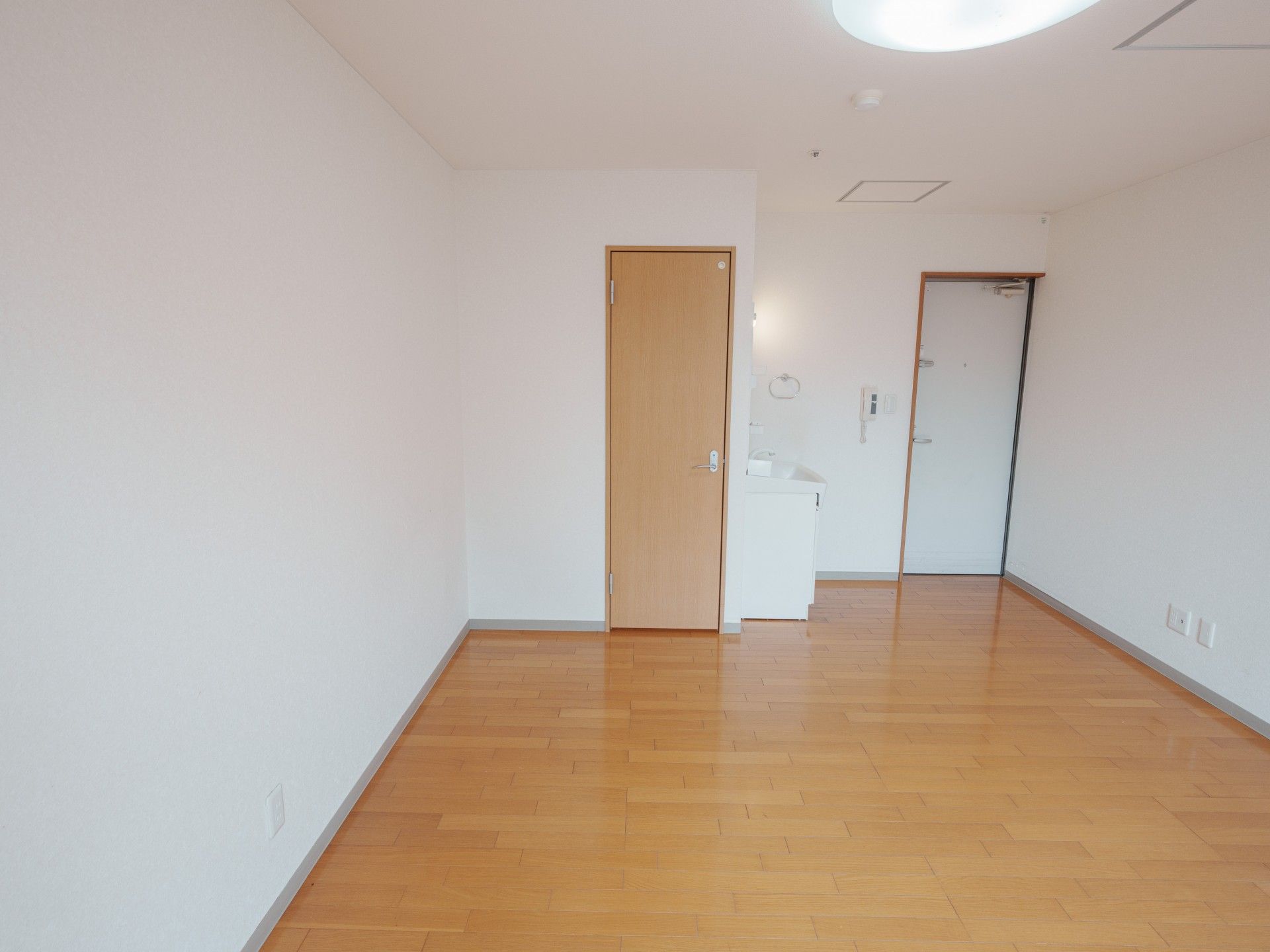 シンプルな個室